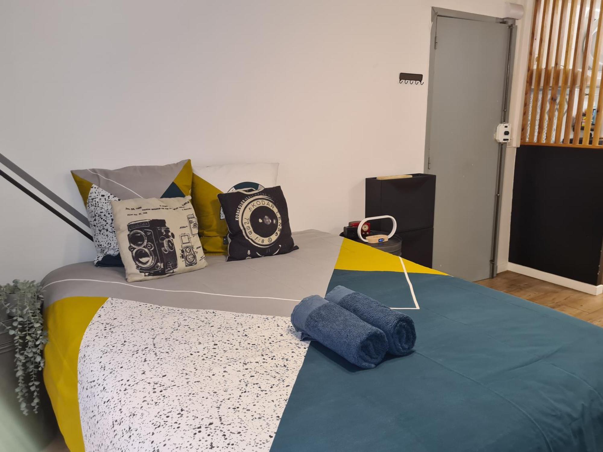 Studio Bon Pasteur Hyper Centre Aix آيكس أومبروفينس المظهر الخارجي الصورة