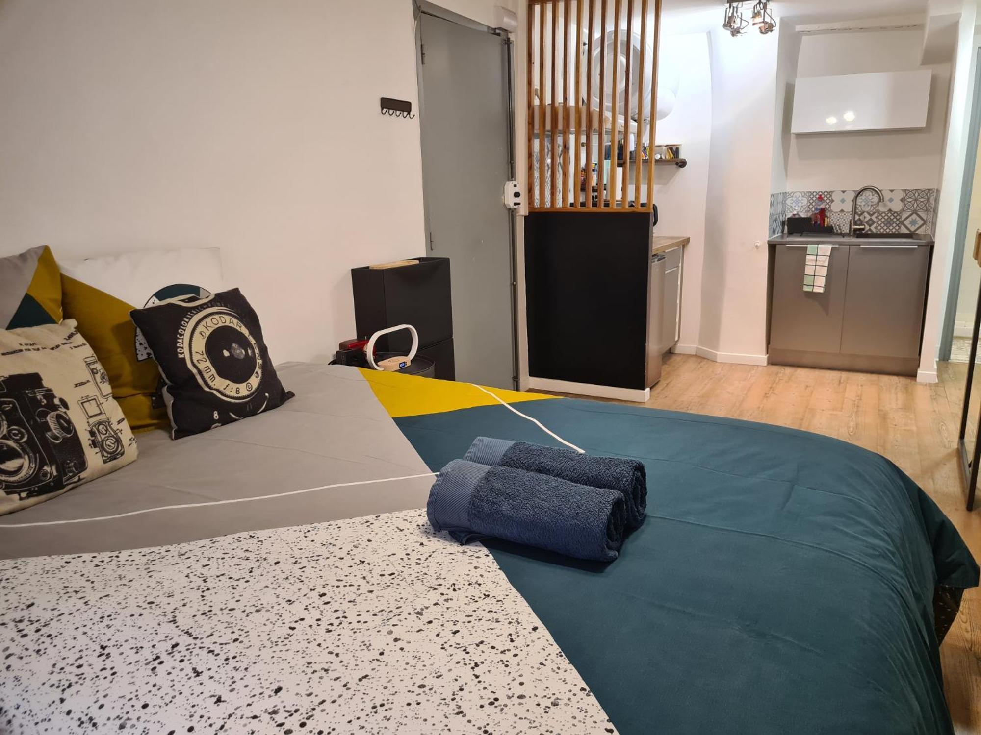 Studio Bon Pasteur Hyper Centre Aix آيكس أومبروفينس المظهر الخارجي الصورة