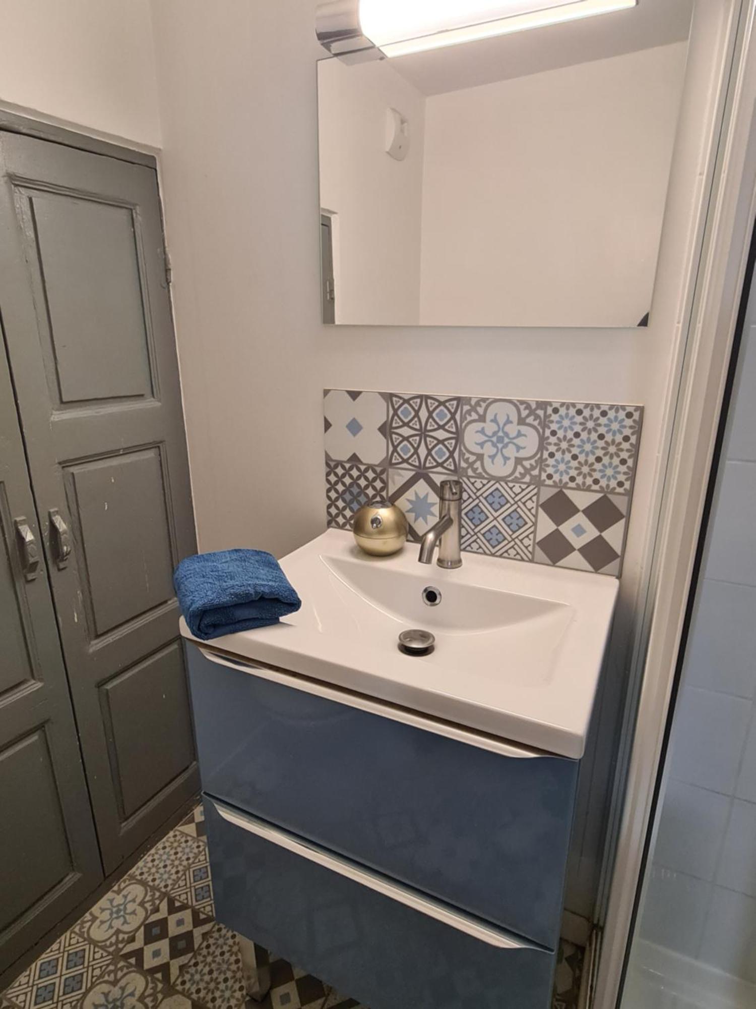 Studio Bon Pasteur Hyper Centre Aix آيكس أومبروفينس المظهر الخارجي الصورة